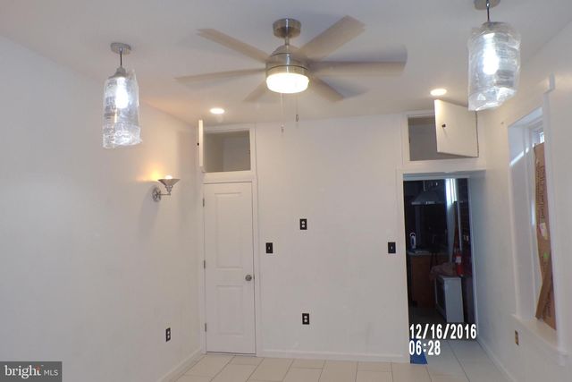 806 PRINCETON AVE, Camden, NJ 08103