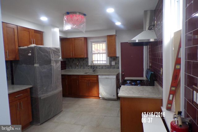 806 PRINCETON AVE, Camden, NJ 08103