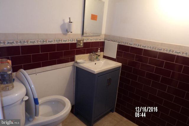 806 PRINCETON AVE, Camden, NJ 08103