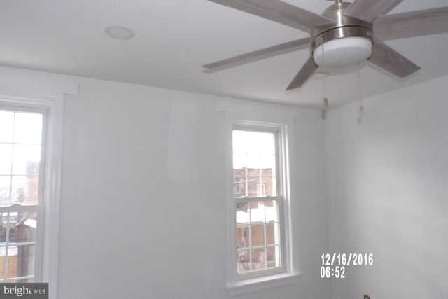 806 PRINCETON AVE, Camden, NJ 08103