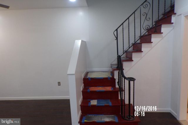 806 PRINCETON AVE, Camden, NJ 08103