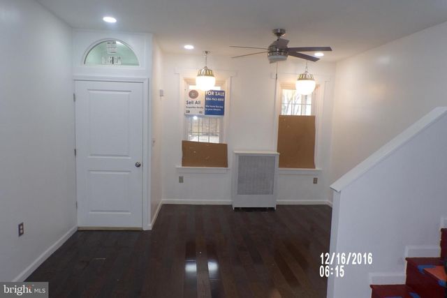 806 PRINCETON AVE, Camden, NJ 08103