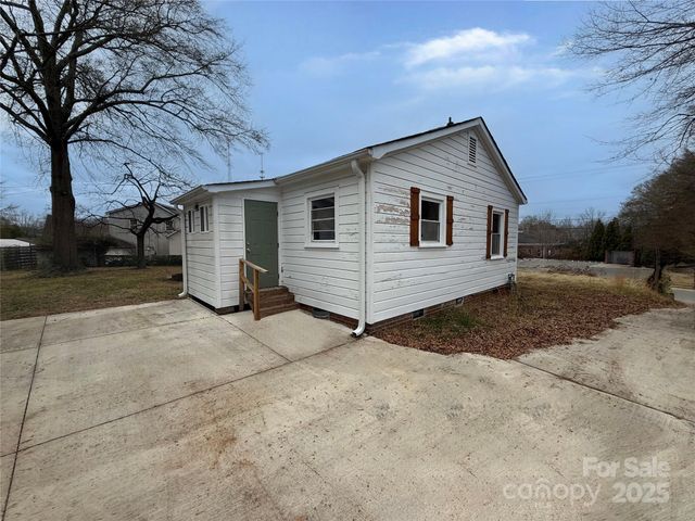 322 Buffalo Street, Shelby, NC 28150