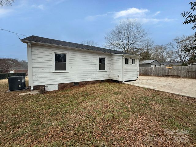 322 Buffalo Street, Shelby, NC 28150