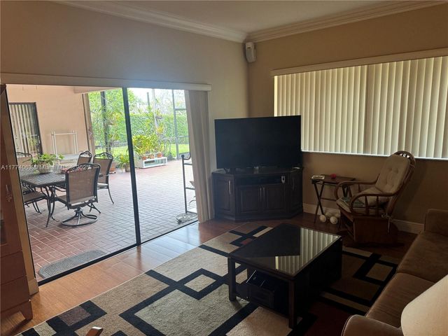 14679 Glencairn Rd, Miami Lakes, FL 33016