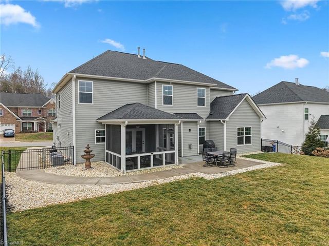 1011 Lavender Lane, Kernersville, NC 27284