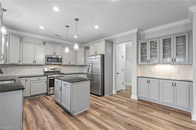 1011 Lavender Lane, Kernersville, NC 27284