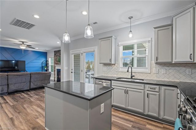 1011 Lavender Lane, Kernersville, NC 27284