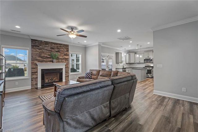 1011 Lavender Lane, Kernersville, NC 27284