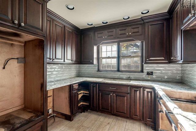 2311 ELLINGHAM DRIVE, Wichita Falls, TX 76308