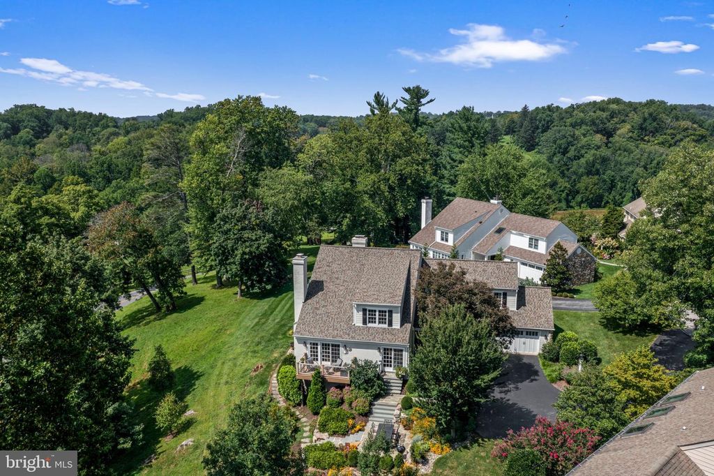 608 LINDSAY CIR, VILLANOVA, PA 19085 — exterior