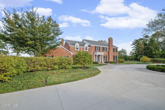 451 E Front Street, Perrysburg, OH 43551