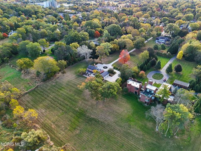 451 E Front Street, Perrysburg, OH 43551