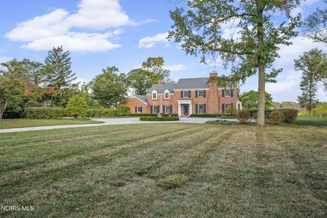 451 E Front Street, Perrysburg, OH 43551