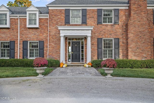 451 E Front Street, Perrysburg, OH 43551