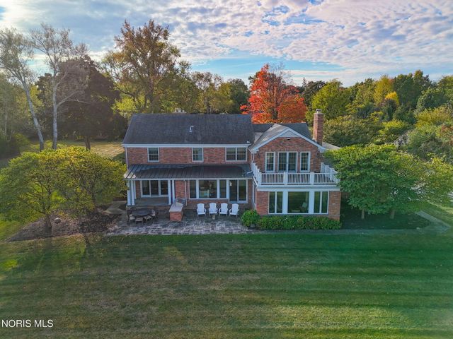 451 E Front Street, Perrysburg, OH 43551