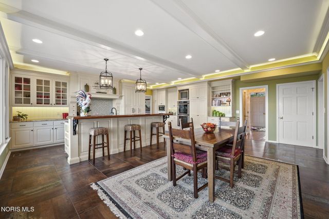 451 E Front Street, Perrysburg, OH 43551