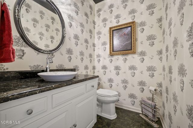 451 E Front Street, Perrysburg, OH 43551