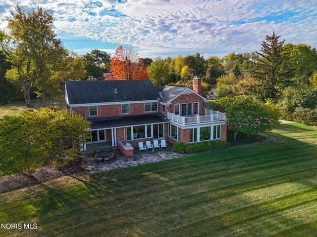 451 E Front Street, Perrysburg, OH 43551