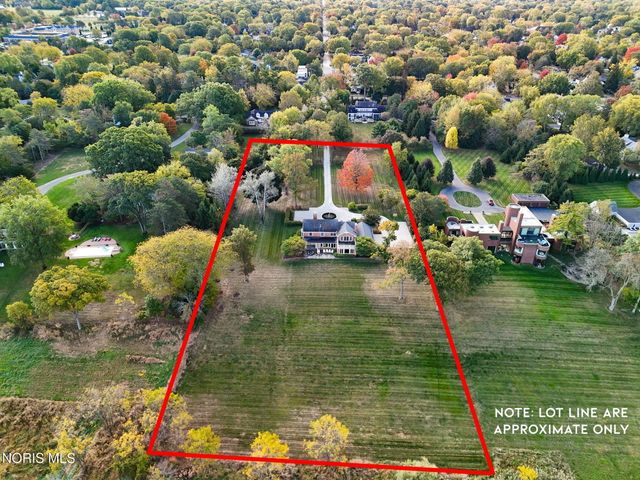 451 E Front Street, Perrysburg, OH 43551