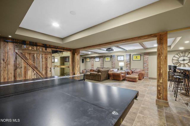 451 E Front Street, Perrysburg, OH 43551