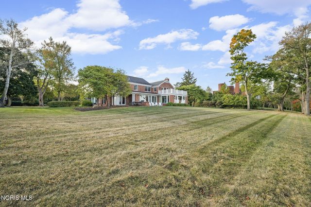 451 E Front Street, Perrysburg, OH 43551