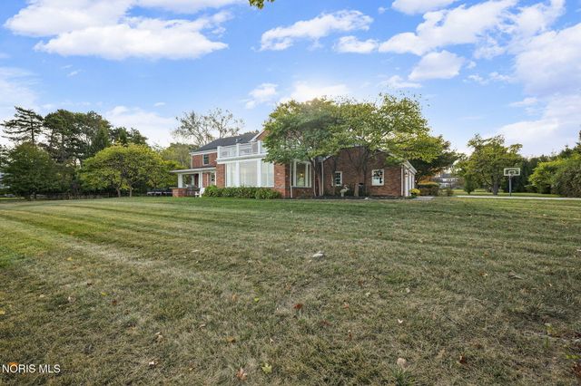 451 E Front Street, Perrysburg, OH 43551