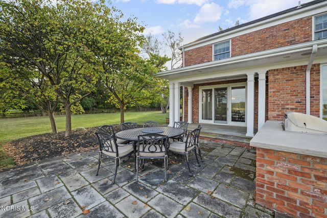 451 E Front Street, Perrysburg, OH 43551