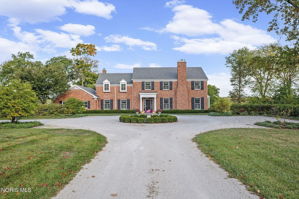 451 E Front Street, Perrysburg, OH 43551