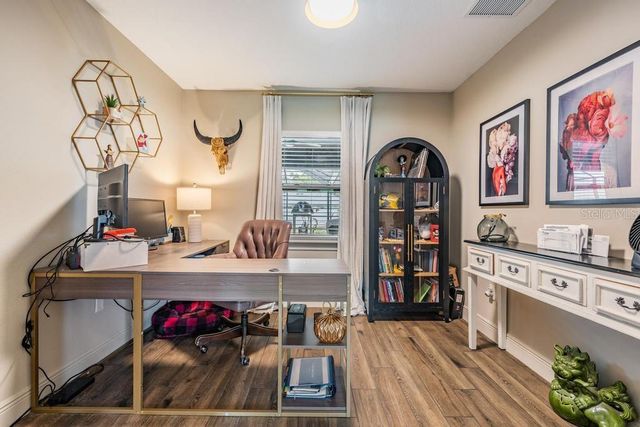 106 1ST AVENUE NE, Lutz, FL 33549