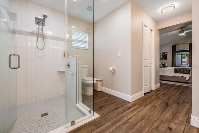 106 1ST AVENUE NE, Lutz, FL 33549