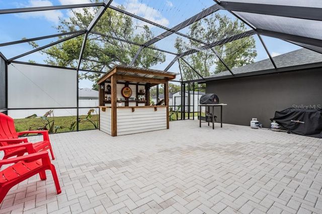 106 1ST AVENUE NE, Lutz, FL 33549