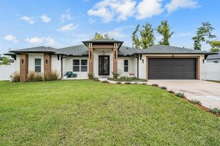 106 1ST AVENUE NE, Lutz, FL 33549