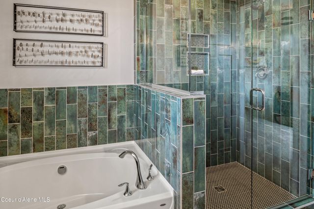 8904 CALIFORNIA ST, Rathdrum, ID 83858