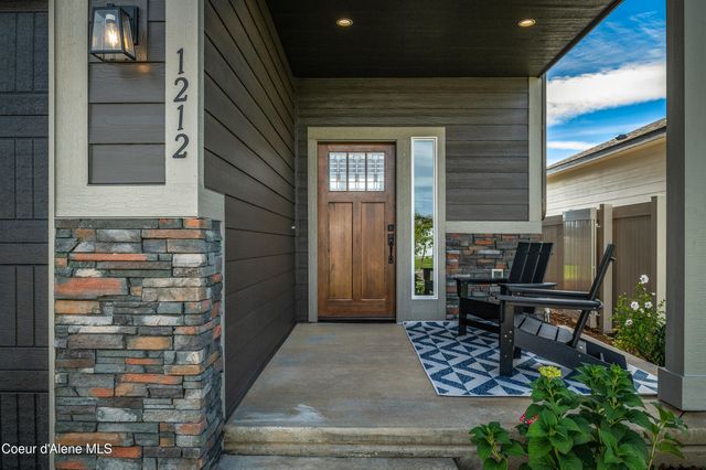 8904 CALIFORNIA ST, Rathdrum, ID 83858