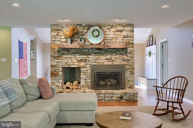3174 GRANDE OAK PL, Lancaster, PA 17601