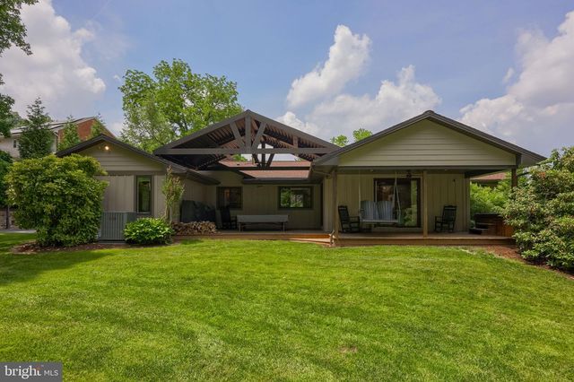 3174 GRANDE OAK PL, Lancaster, PA 17601