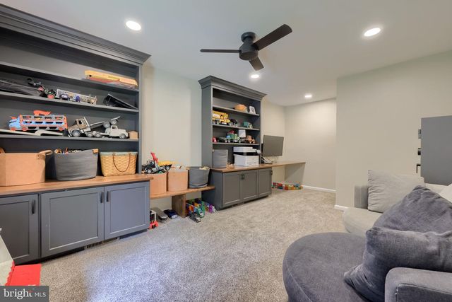 3174 GRANDE OAK PL, Lancaster, PA 17601