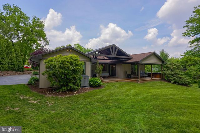 3174 GRANDE OAK PL, Lancaster, PA 17601