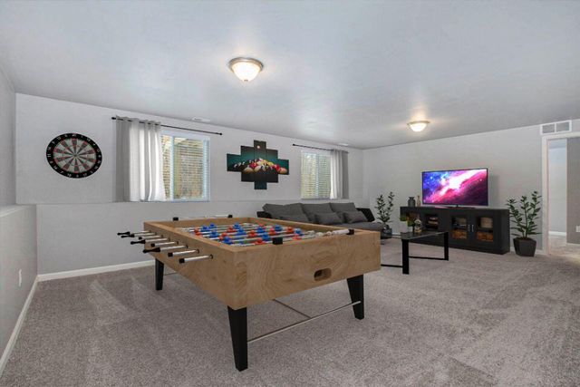 18342 Loganwood Trail, Pennfield Twp, MI 49014