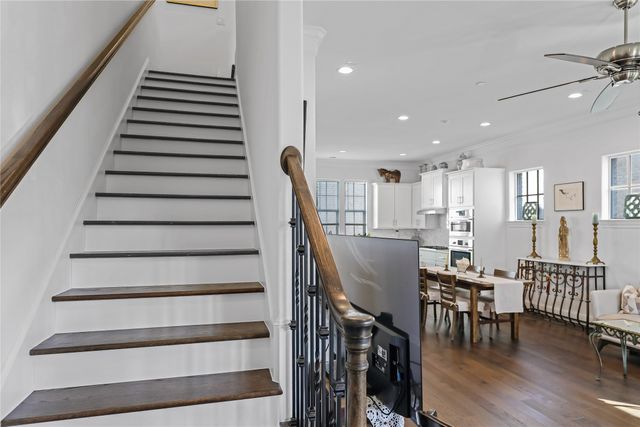 7333 Valley View Lane 607, Dallas, TX 75240