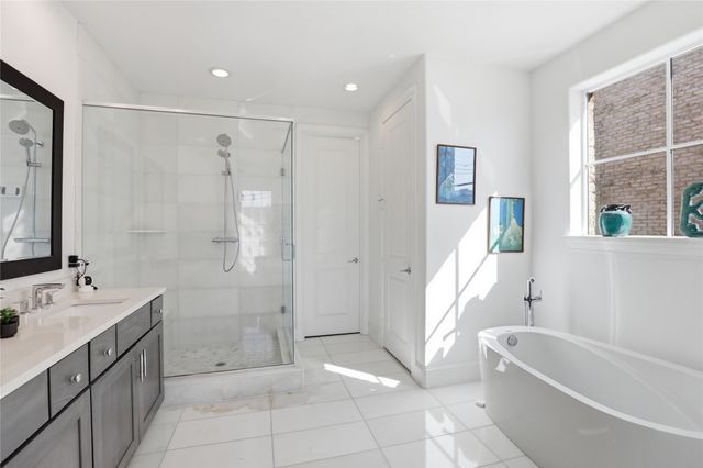 7333 Valley View Lane 607, Dallas, TX 75240