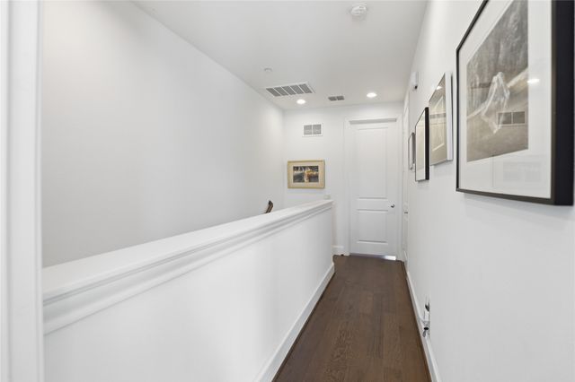 7333 Valley View Lane 607, Dallas, TX 75240