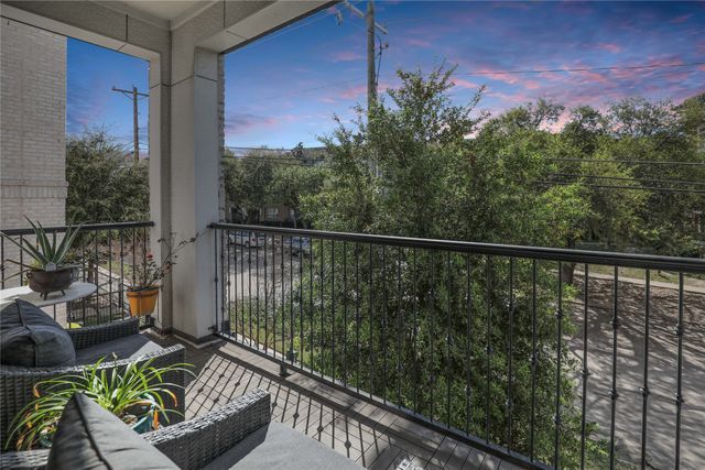 7333 Valley View Lane 607, Dallas, TX 75240