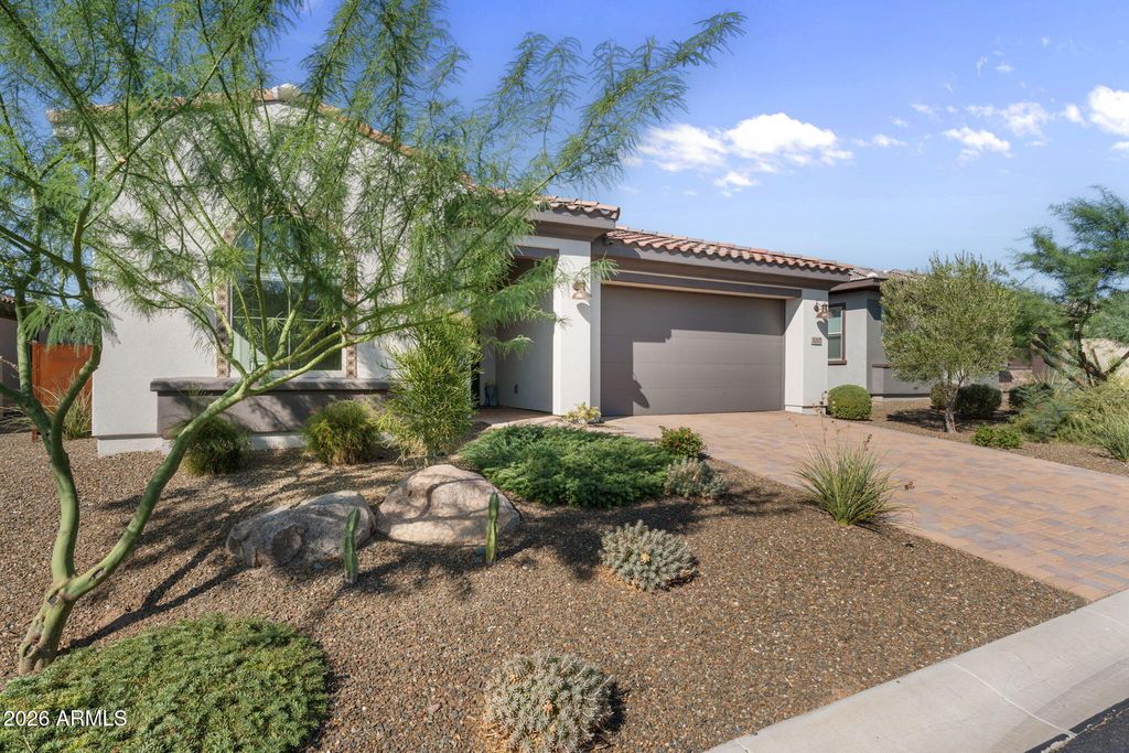 3207 BUCKAROO Court, Wickenburg, AZ 85390 — photo 2