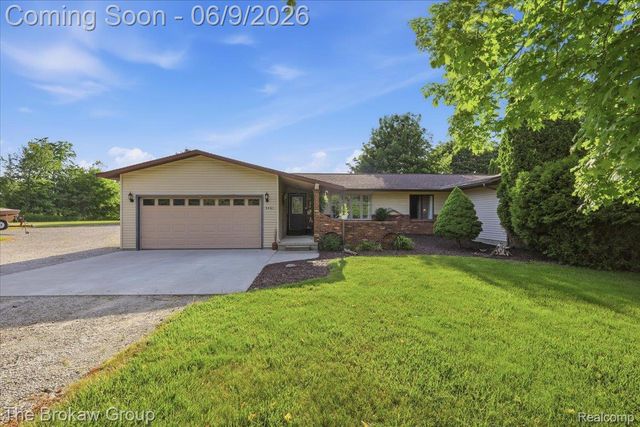 5461 N Henderson Road, Richfield Township, MI 48423