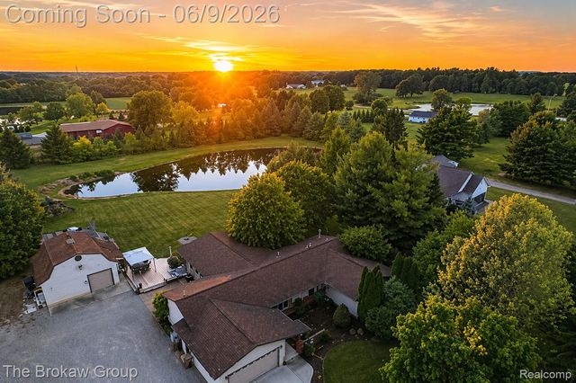 5461 N Henderson Road, Richfield Township, MI 48423