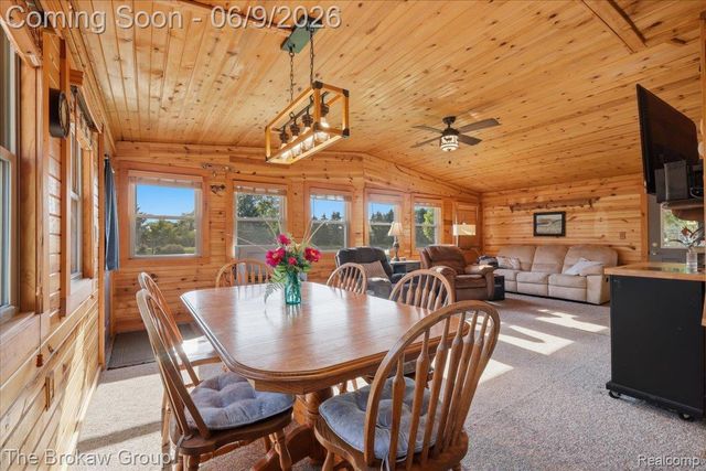 5461 N Henderson Road, Richfield Township, MI 48423