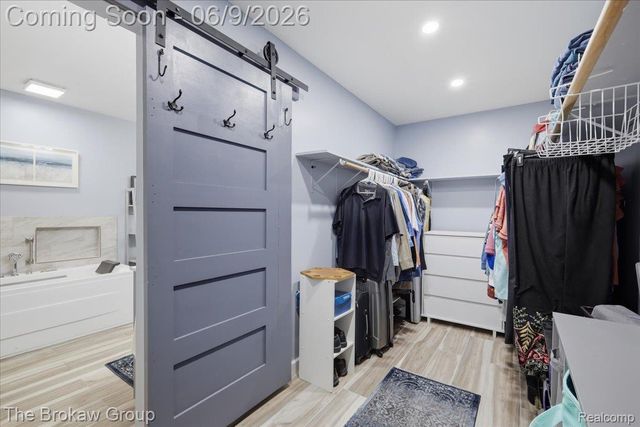 5461 N Henderson Road, Richfield Township, MI 48423