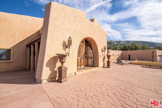 35931 Via Famero Drive, Acton, CA 93510